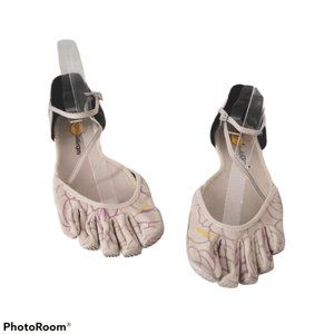 Vibram Womens Fivefingers Gray Shoe US 10.5 EUR 41